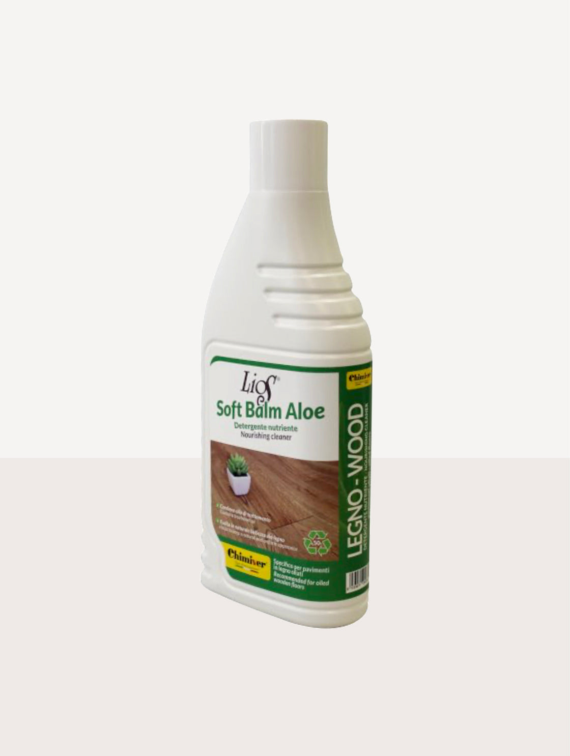 Nourishing wood floor cleaner